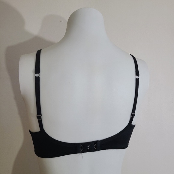 Victoria's Secret - Biofit 34C - Picture 4 of 5